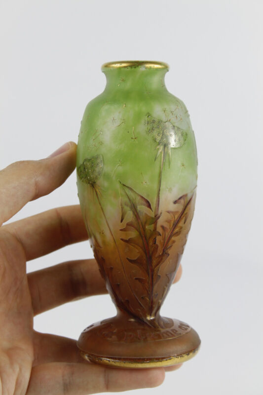 ドーム兄弟（ドームナンシー）タンポポの花の花瓶　哲学の文章添え