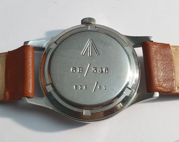 IWC マーク11 （MARK 11） 6B/346 RAF ロイヤルエアフォース イギリス空軍ミリタリーウォッチの裏蓋