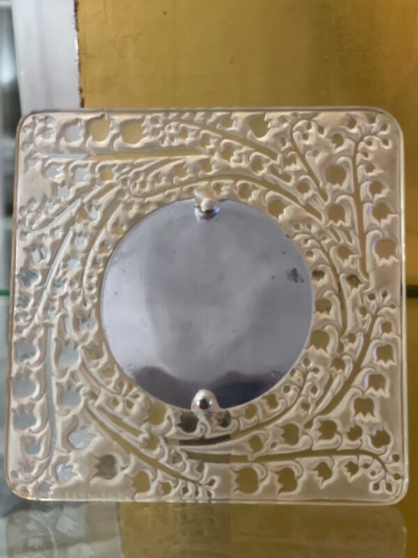 René LALIQUE: 1926 ""MUGUET"" frame-