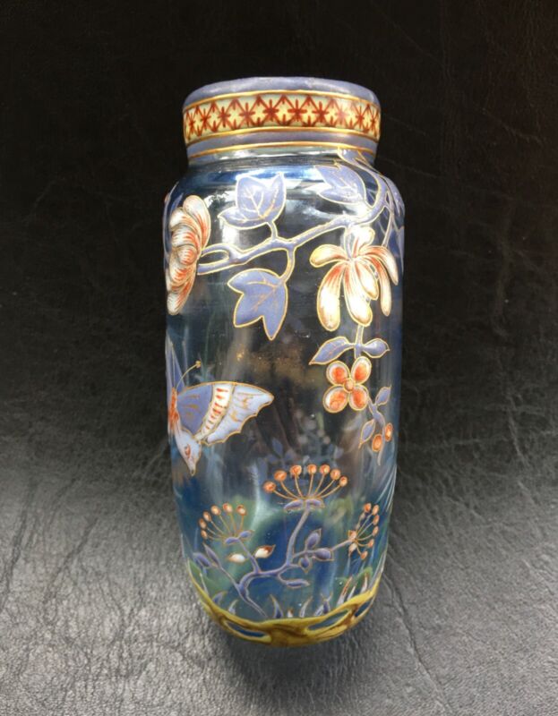 エミールガレの初期作品　花々と蝶々が描かれたエナメル花瓶