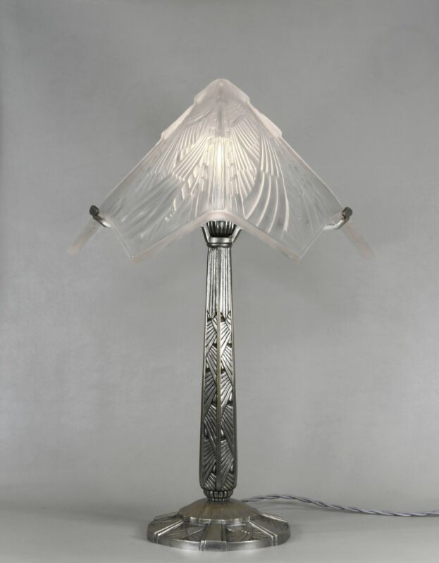 エティエ・ヴァンソン　フランス製アールデコランプ　1925年　1930年