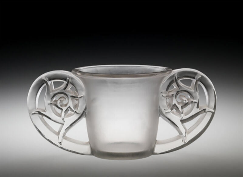 "René LALIQUE (1860-1945) ""stone fund"" vase"-