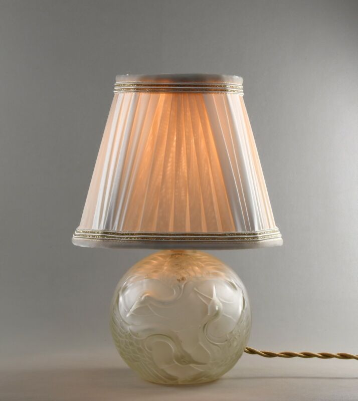 ラ・メトリース　デュフレーヌ　　フランス製アールデコランプ　1930年