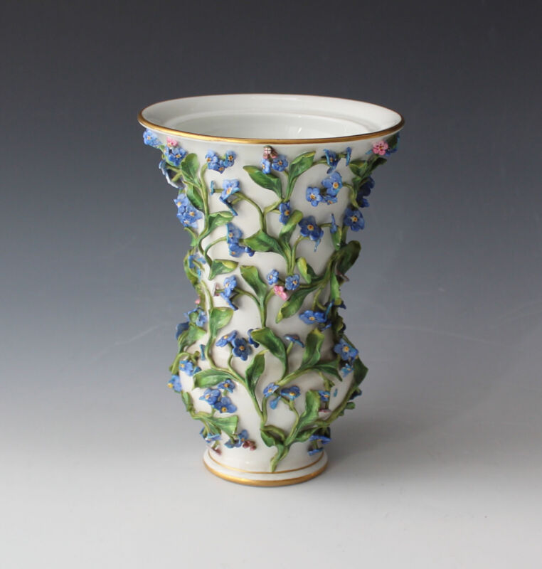 マイセン　陶版画　勿忘草（忘れな草） マイセン 勿忘草の花瓶 / 蔓 ケンドラーデザインの花瓶