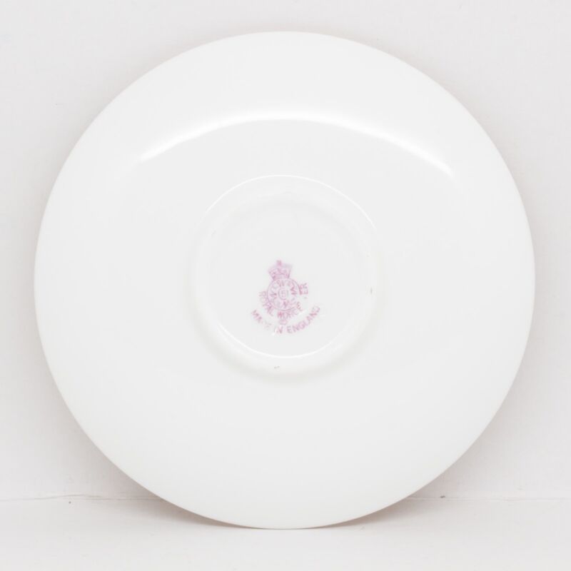 ロイヤルウースター デミタスカップ&ソーサー 手描き狩猟『ハンティングシーン』の風景