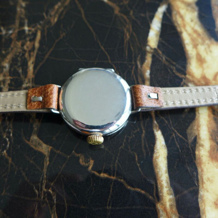 A VINTAGE 1916 WW1 GENTS MID-SIZE MILITARY ROLEX TRENCH OFFICERS WATCH IN SILVER