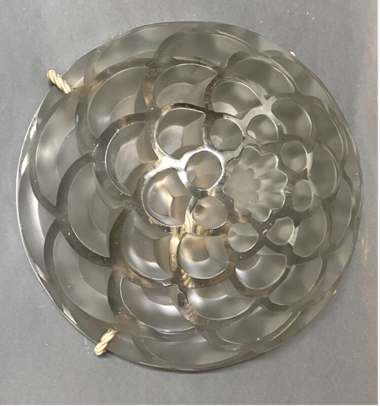 René Lalique ""Rinces"" ceiling light-