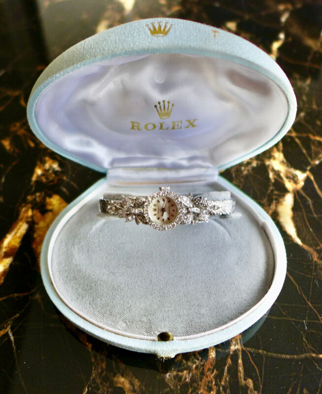 A BEAUTIFUL VINTAGE 1969 LADIES DIAMOND ENCRUSTED ROLEX COCKTAIL WATCH 18K GOLD