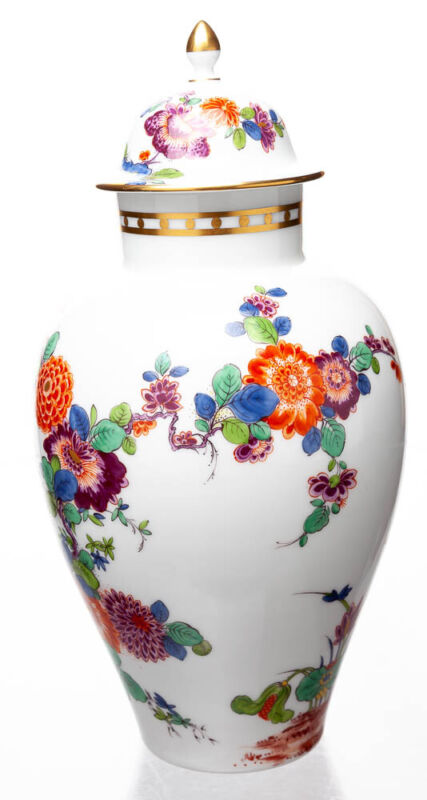 マイセン　シノワズリの花模様と鶴の壺型蓋付き花瓶