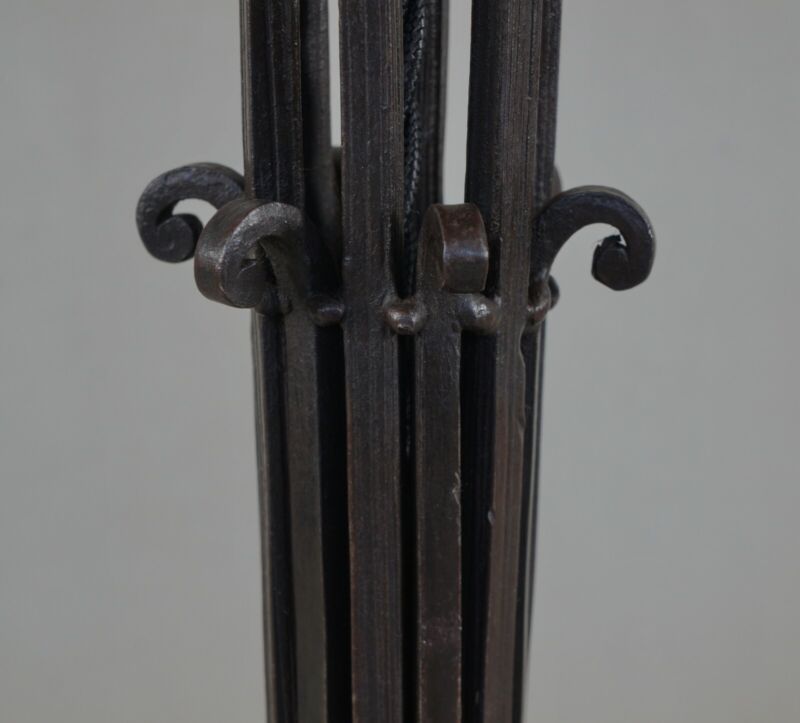 ドーム兄弟　大きなフランス製アールデコランプ　1925年　1930年　錬鉄製