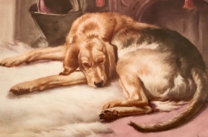 アンティーク ミントン　部屋で休む狩猟犬（クリストファードレッサー）