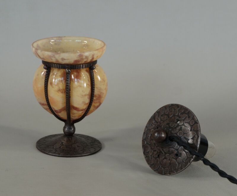 デラート　小さなアールデコ調ナイトランプ　フランス製　1925年　1930年