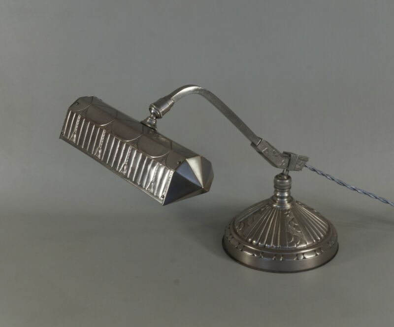 モニックス　フランス製アールデコランプ　1930年　ニッケルメッキ銅　ピアノランプ