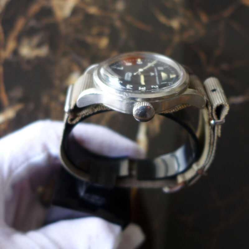 1948年製　IWC マーク11 （MARK 11） 6B/346 RAF ロイヤルエアフォース イギリス空軍ミリタリーウォッチのリューズ