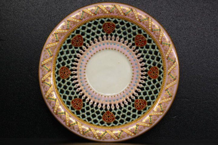 ロイヤルウースター　透かし技法（ピアス技法）のカップ&ソーサー『ジョージオーウェン作』