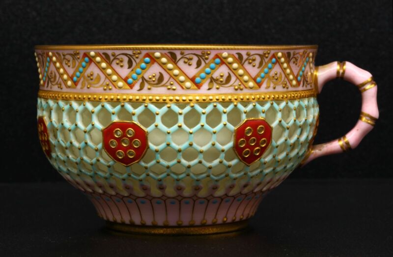 ロイヤルウースター　透かし技法（ピアス技法）のカップ&ソーサー『ジョージオーウェン作』