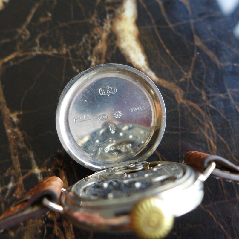 A VINTAGE 1916 WW1 GENTS MID-SIZE MILITARY ROLEX TRENCH OFFICERS WATCH IN SILVER