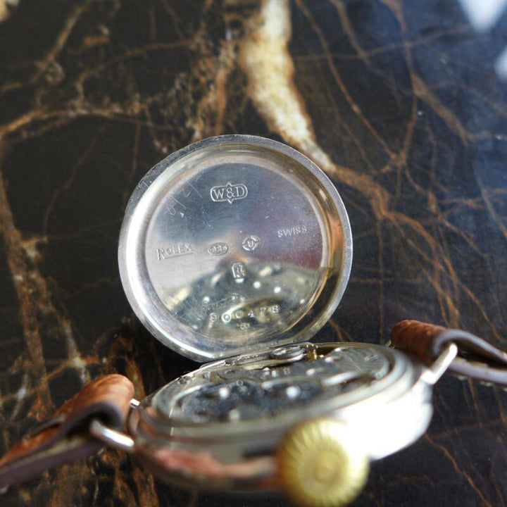 A VINTAGE 1916 WW1 GENTS MID-SIZE MILITARY ROLEX TRENCH OFFICERS WATCH IN SILVER