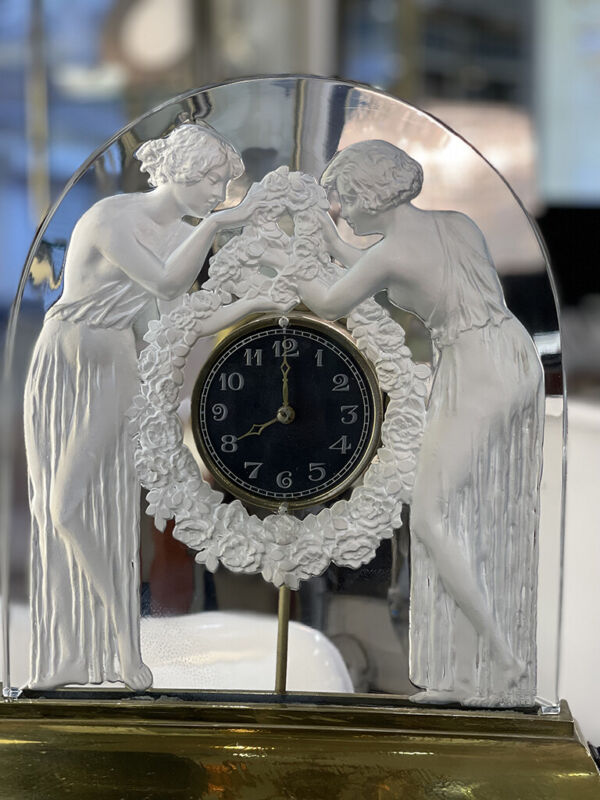 René LALIQUE ""The Two Figures"" Electric Pendulum - 1926-