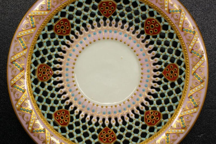 ロイヤルウースター　透かし技法（ピアス技法）のカップ&ソーサー『ジョージオーウェン作』