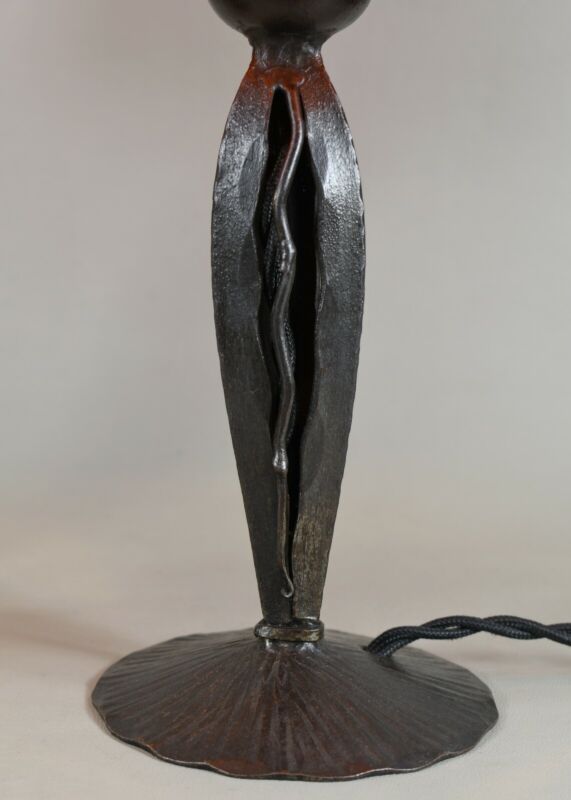 シュナイダー兄弟　ペアのフランス製アールデコランプ　1925年　1930年　錬鉄製