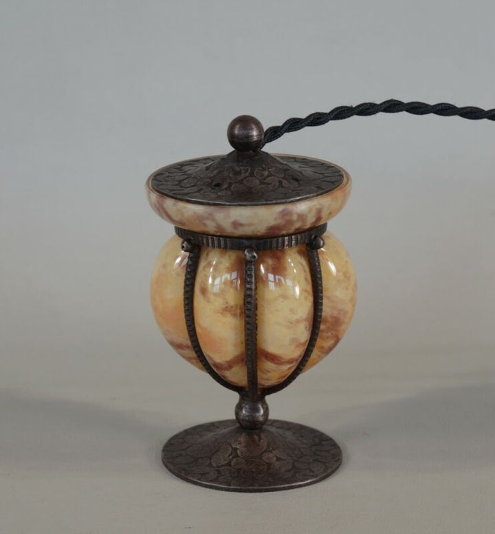 デラート　小さなアールデコ調ナイトランプ　フランス製　1925年　1930年