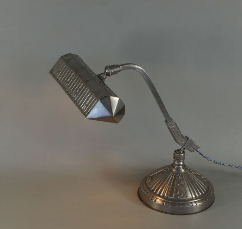 モニックス　フランス製アールデコランプ　1930年　ニッケルメッキ銅　ピアノランプ
