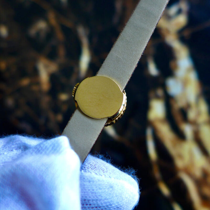 A BEAUTIFUL VINTAGE CIRCA 1960s PETITE LADIES ROLEX "CHAMELEON" 18K GOLD