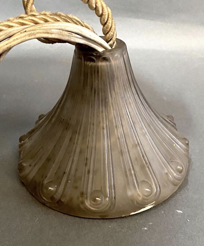 René Lalique ""Rinces"" ceiling light-