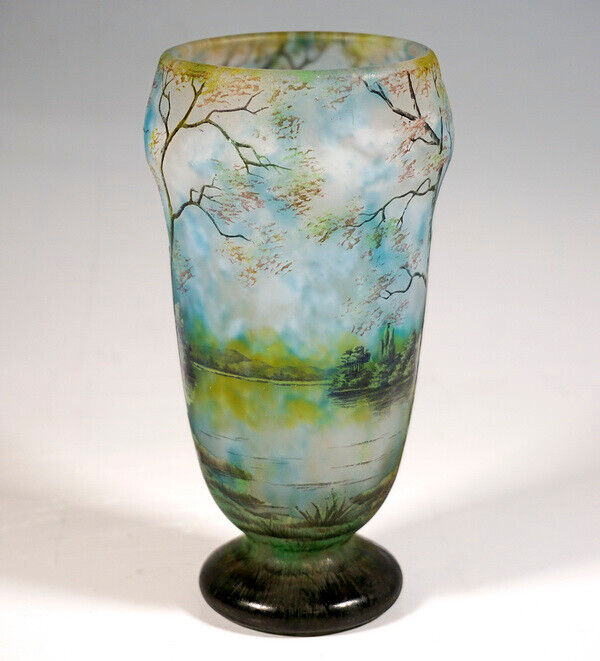ドーム兄弟（ドームナンシー）春から夏にかけての湖水風景の花瓶