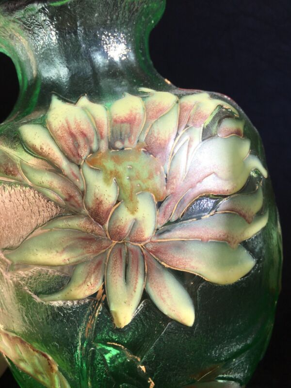 エミールガレ　初期作品　グリーンエナメルガラスにダリアの花の花瓶
