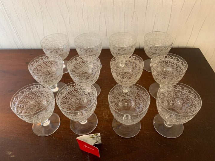 28 glasses for water model raw in glass baccarat (price for La piece)