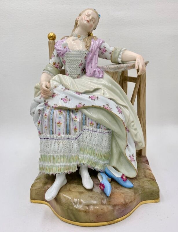 マイセン アンティーク 19世紀 Meissen 「うたた寝する貴婦人」 マイセン磁器人形「眠れるルイーズ」 – アンティークテーブルウェア