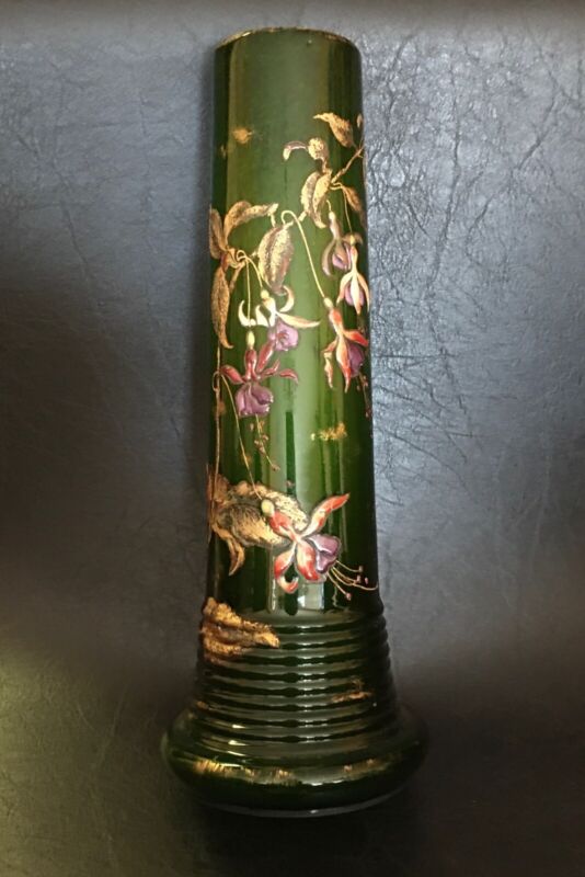 エミールガレの初期作品　エナメルガラスで作られたフクシアの花の大型花瓶