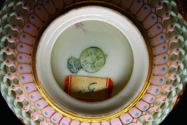 ロイヤルウースター　透かし技法（ピアス技法）のカップ&ソーサー『ジョージオーウェン作』