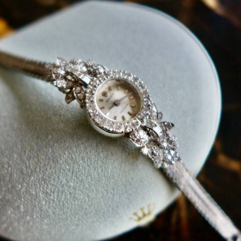 A BEAUTIFUL VINTAGE 1969 LADIES DIAMOND ENCRUSTED ROLEX COCKTAIL WATCH 18K GOLD