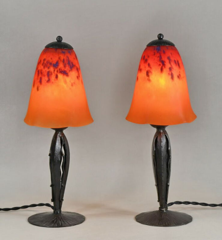 シュナイダー兄弟　ペアのフランス製アールデコランプ　1925年　1930年　錬鉄製