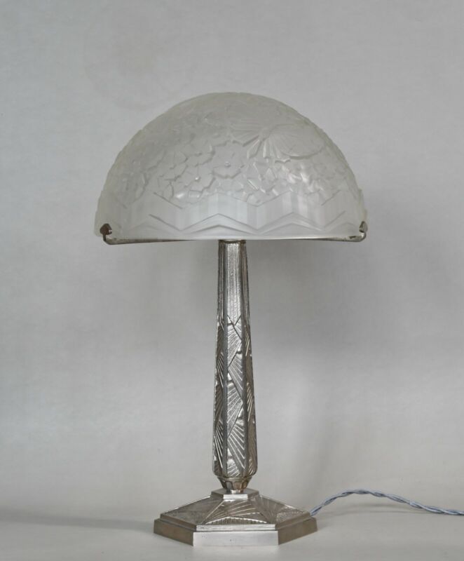 エティエ・ヴァンソン　非常に優れたアールデコランプ　1930年　フランス製