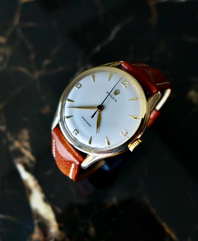 A BEAUTIFUL GENTS VINTAGE 1959 OVERSIZE (36mm) ROLEX PRECISION IN 9ct GOLD
