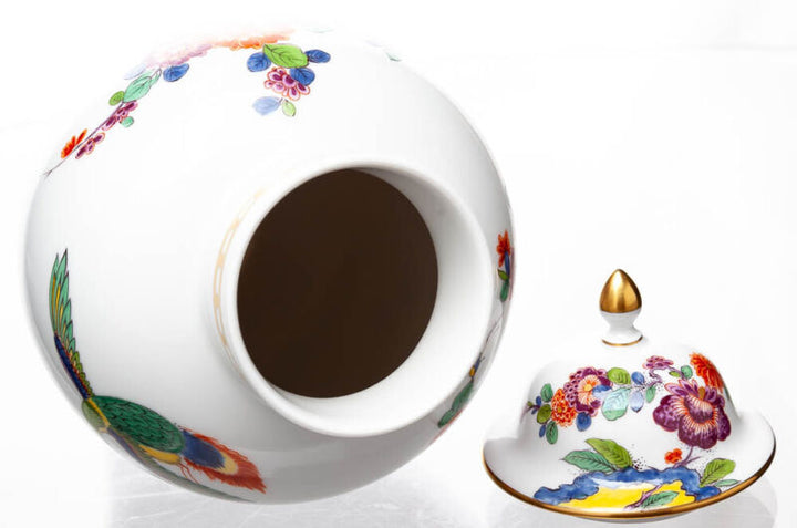 マイセン　シノワズリの花模様と鶴の壺型蓋付き花瓶