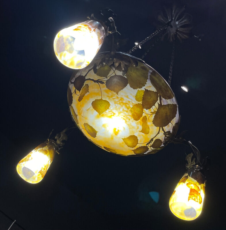 ドーム兄弟（ドームナンシー）&マジョレル作 枯葉が描かれた芸術的