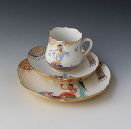 アンティーク カポディモンティ 天使＆子供ティーカップ１客① ハンドペイント手描 アンティーク カポディモンティ 天使＆子供ティーカップ1客②