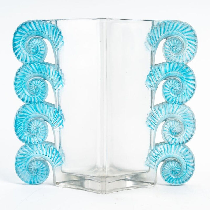 René Lalique: 1929 ""Amiens"" Vase-