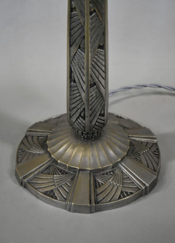 エティエ・ヴァンソン　フランス製アールデコランプ　1925年　1930年