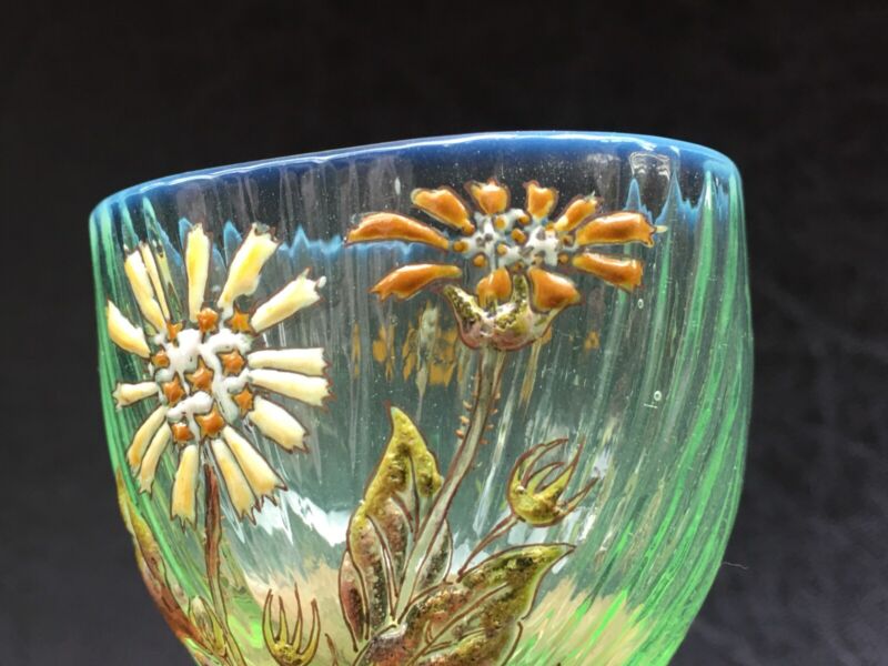 エミールガレの初期作品　ガーベラの花のミニチュアクープ花瓶