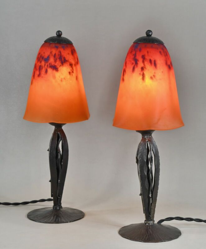 シュナイダー兄弟　ペアのフランス製アールデコランプ　1925年　1930年　錬鉄製