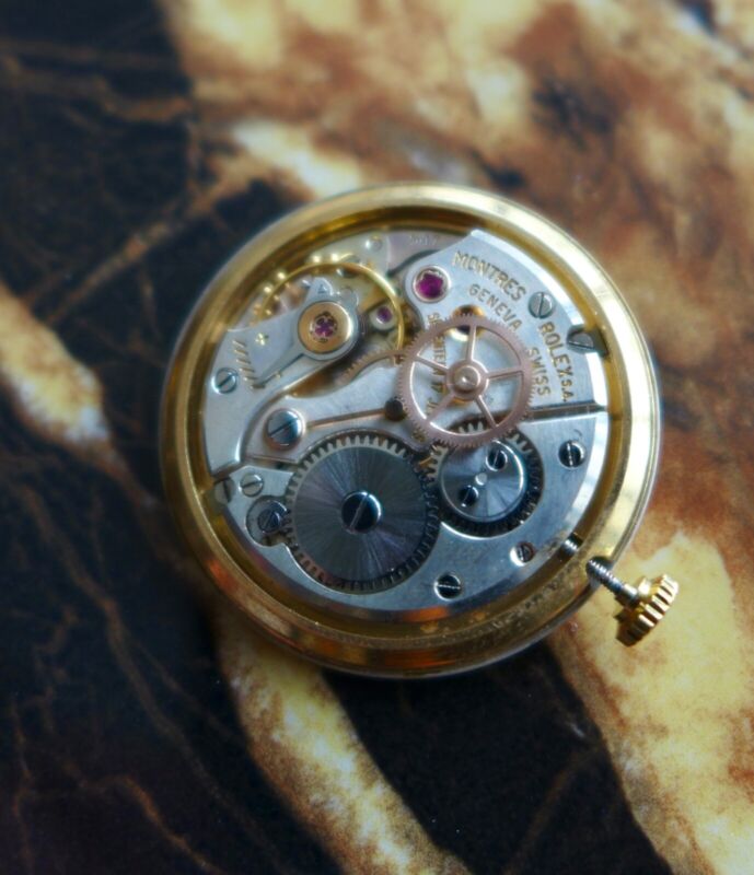 A STUNNING VINTAGE 1968 GENTS ROLEX PRECISION WRISTWATCH IN 9k SOLID GOLD