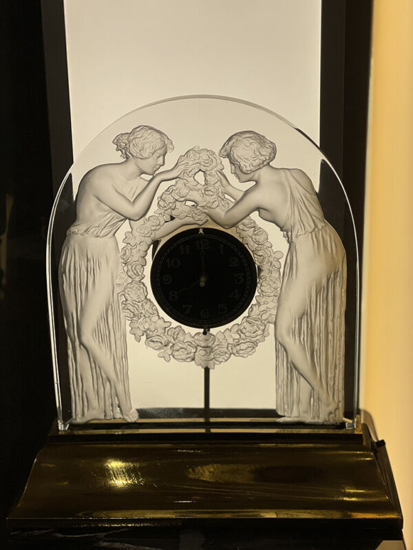 René LALIQUE ""The Two Figures"" Electric Pendulum - 1926-