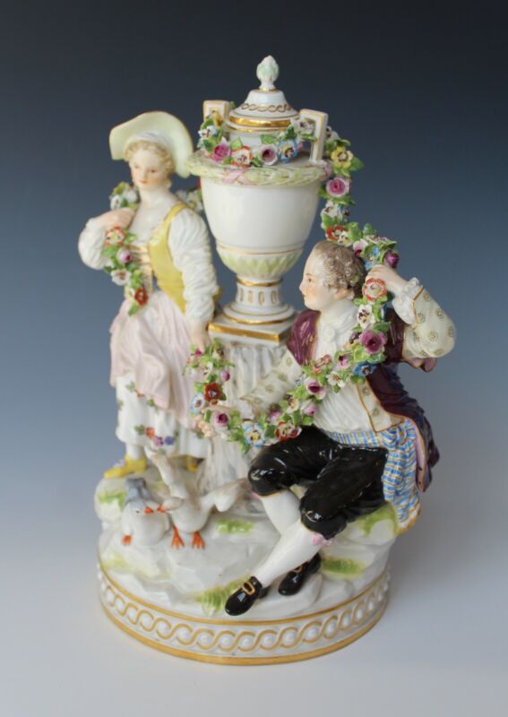 Meissen - large figure / group - "love group" model F 88 - M.V. Steel - 22 cm-