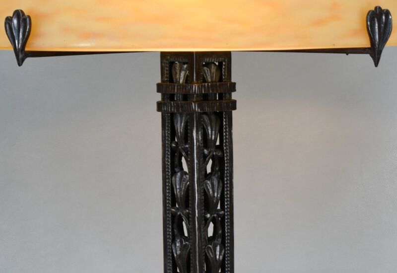 レイモンド・スュブ＆ドーム兄弟　大きなフランス製アールデコランプ　1925年　錬鉄製